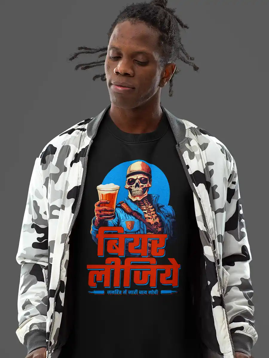 man wearing Beer Lijiye - Black Cotton Sweatshirt
